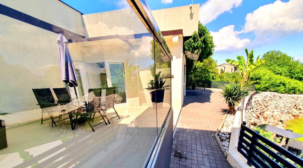 Jacuzzi Penthouse Apartment Matulji Kültér fotó