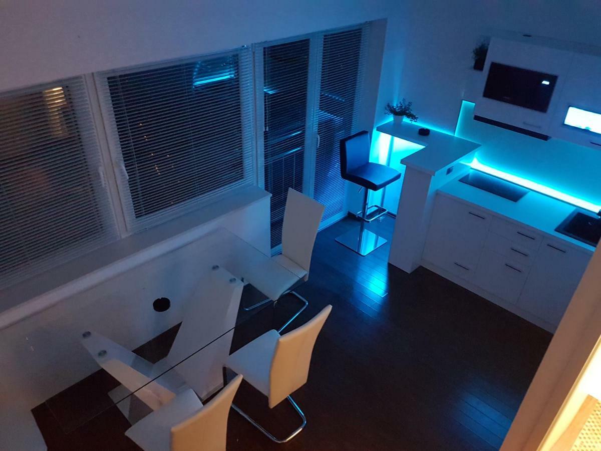 Jacuzzi Penthouse Apartment Matulji Kültér fotó